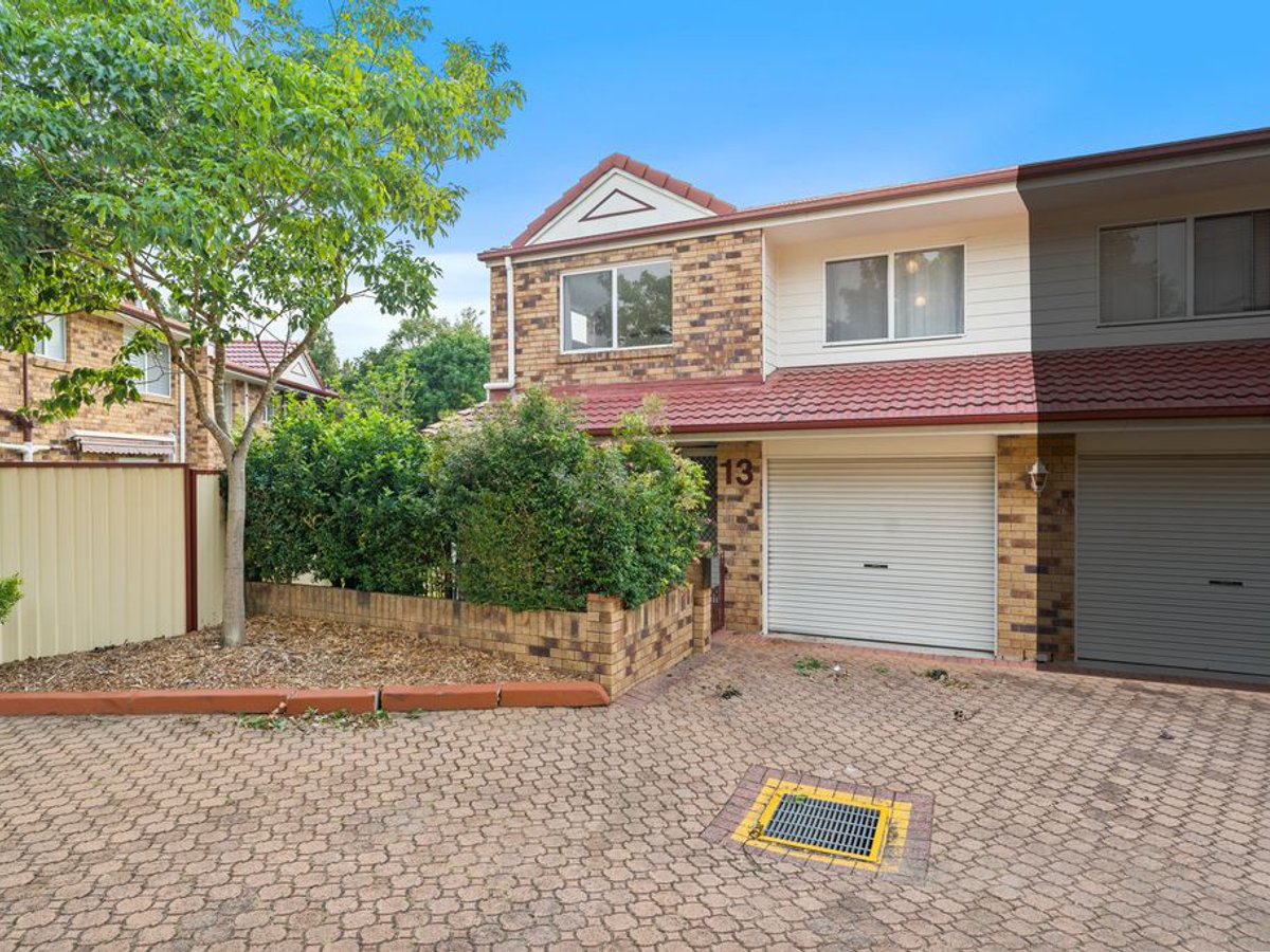 68 Springwood Road, ROCHEDALE SOUTH - Image 1