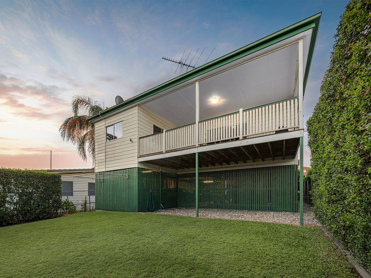 402 Rode Road, CHERMSIDE - Image 1