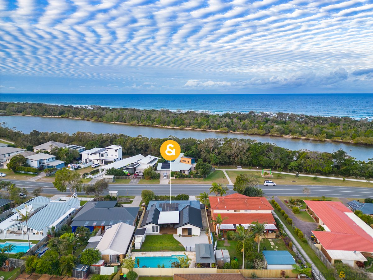 50 Overall Drive, POTTSVILLE - Image 1