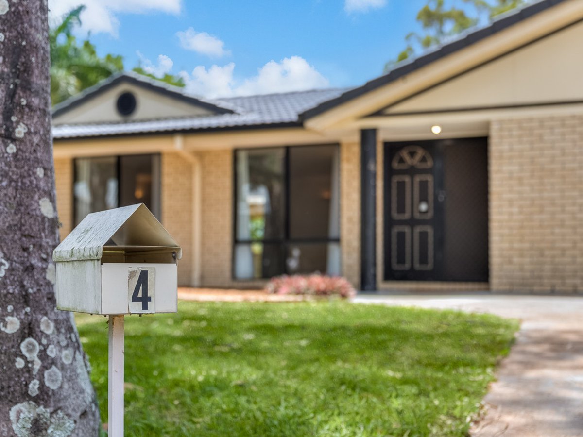 4 Eton Court, ALEXANDRA HILLS - Image 1