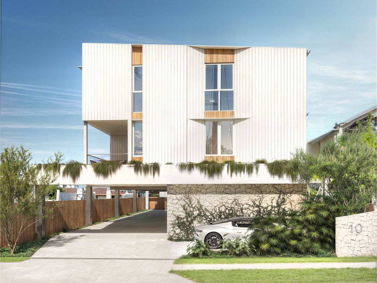 10 Abalone Avenue, PARADISE POINT - Image 1