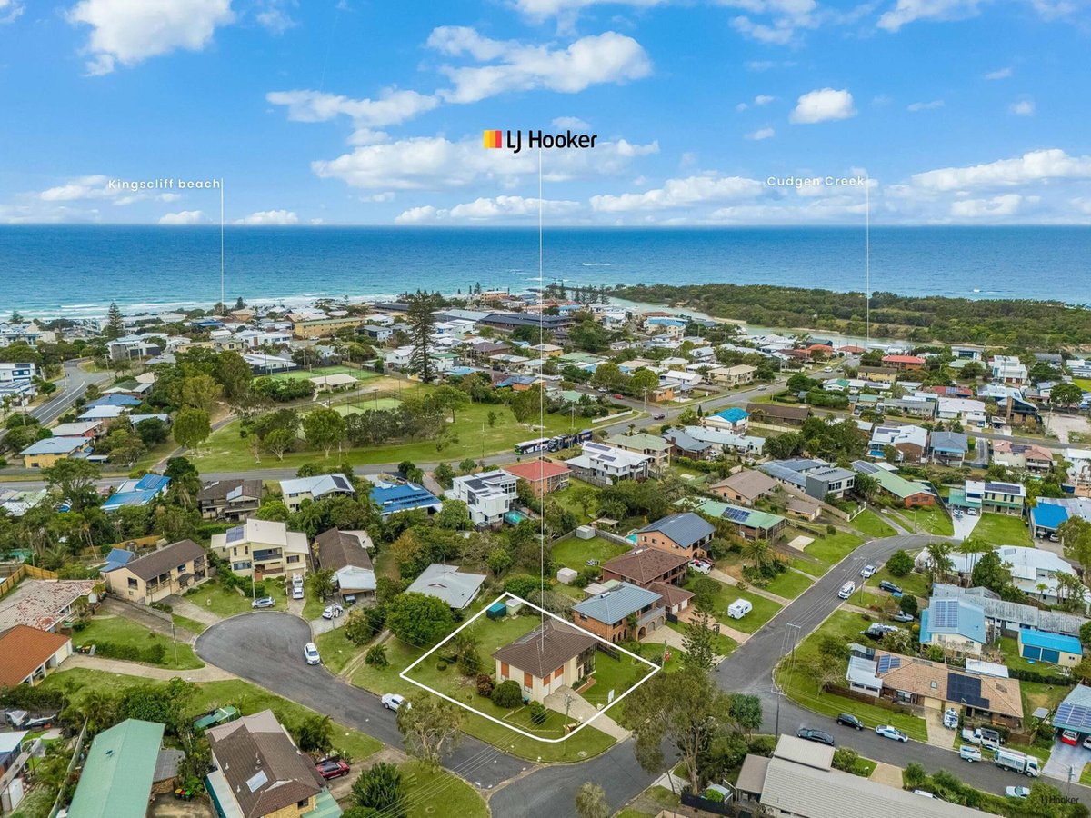 9 Gibson Street, KINGSCLIFF - Image 1