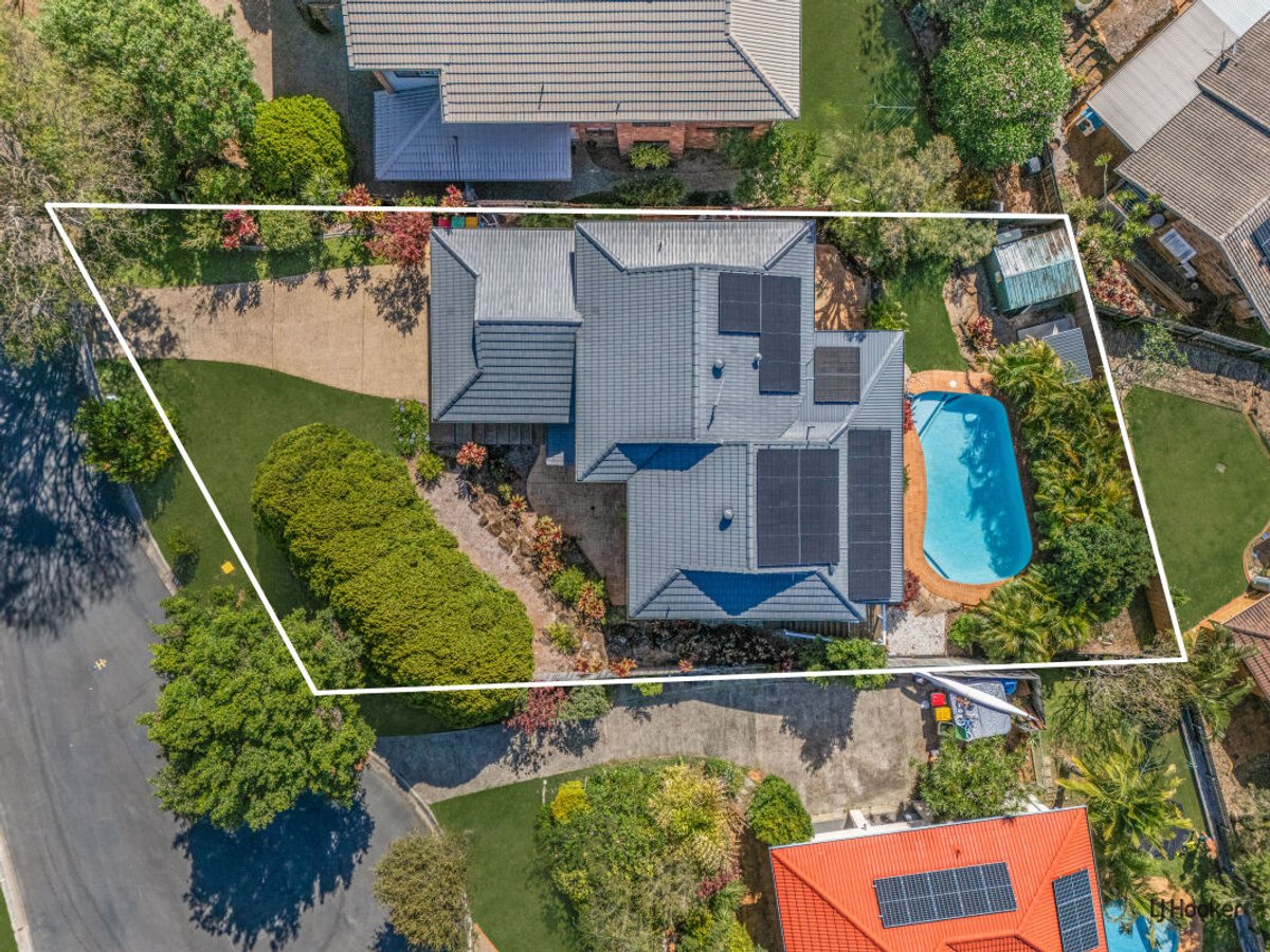 21 Kintyre Crescent, BANORA POINT - Image 1