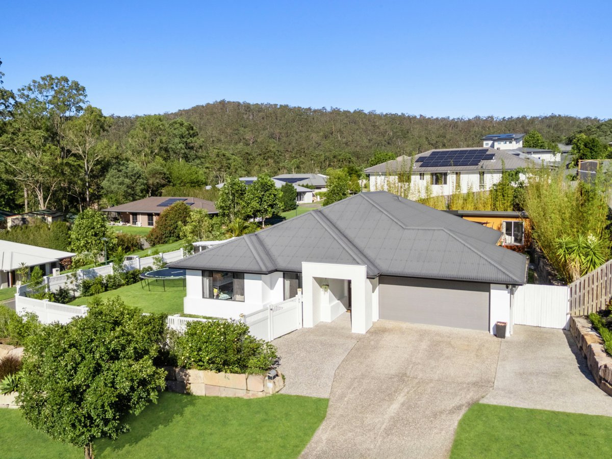 3 Sittella Lane, GILSTON - Image 1