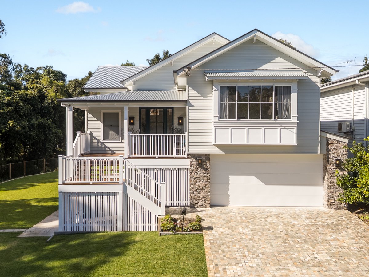 10 Creek Street, Samford Village - Image 1