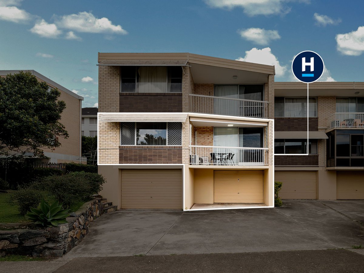 41 Reeve Street, CLAYFIELD - Image 1