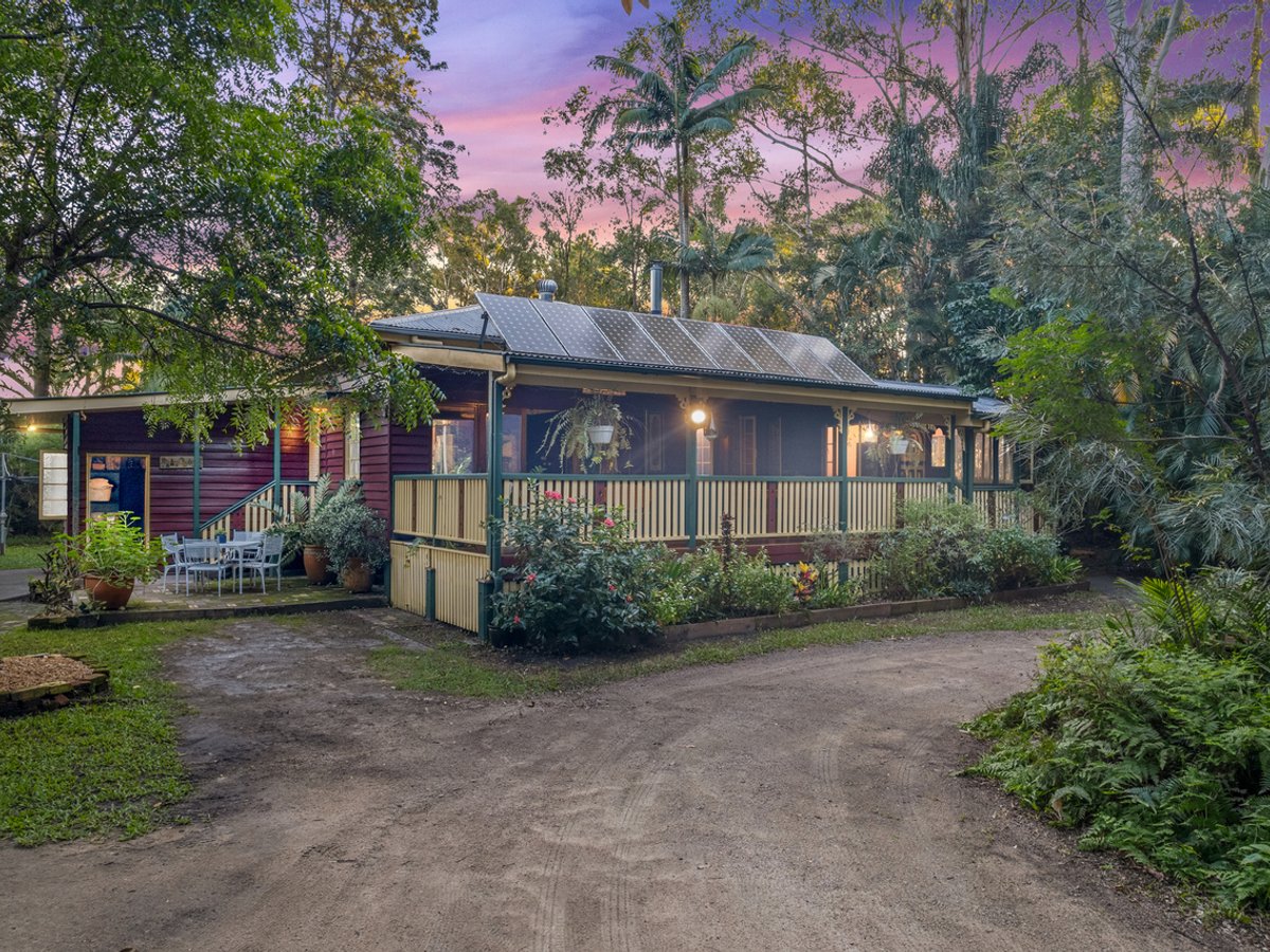 399 Pumicestone Road, CABOOLTURE - Image 1