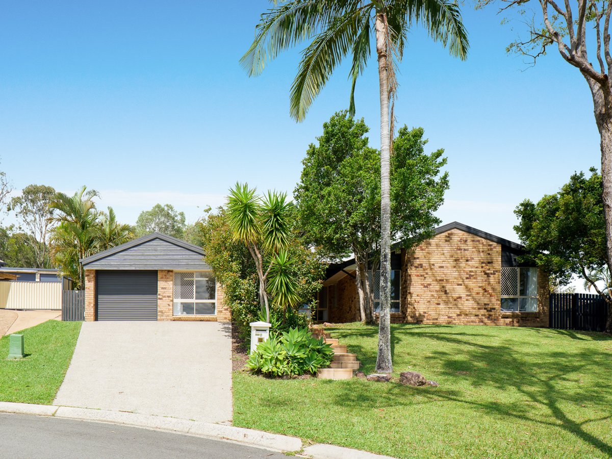 6 Moray Court, ALEXANDRA HILLS - Image 1
