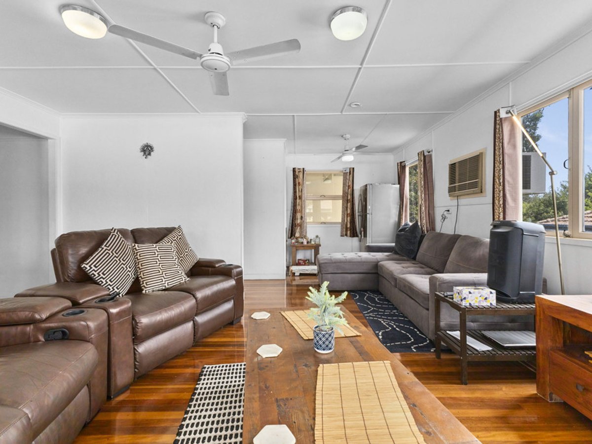 47 Newman Street, GAILES - Image 1