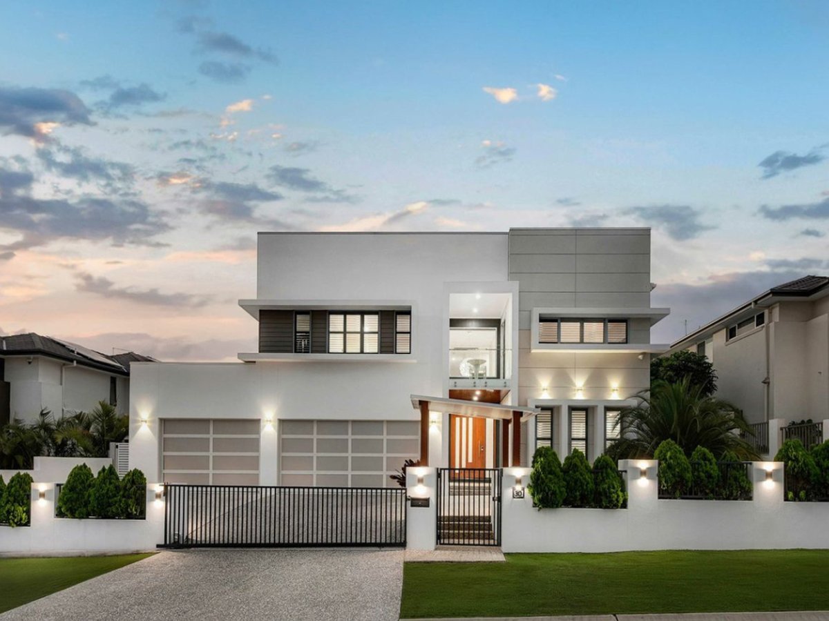 30 Elderbury Place, STRETTON - Image 1