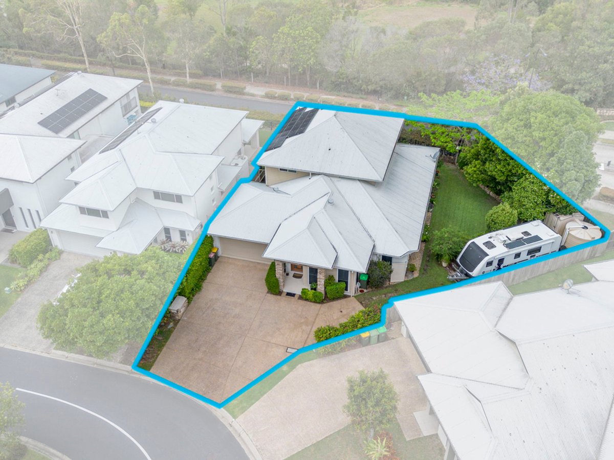 28 Dunes Crescent, NORTH LAKES - Image 1