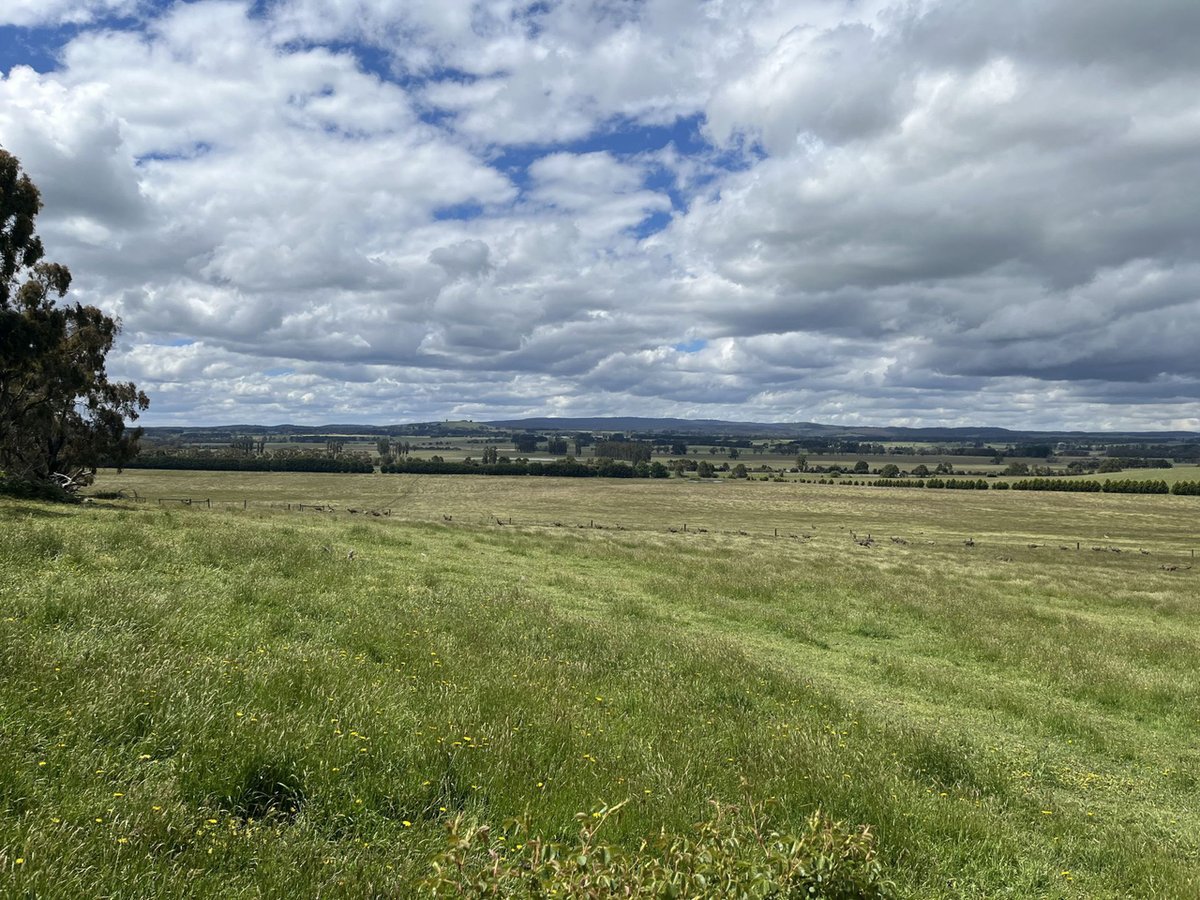 1094 Old Melbourne Road, Ballan - Image 1