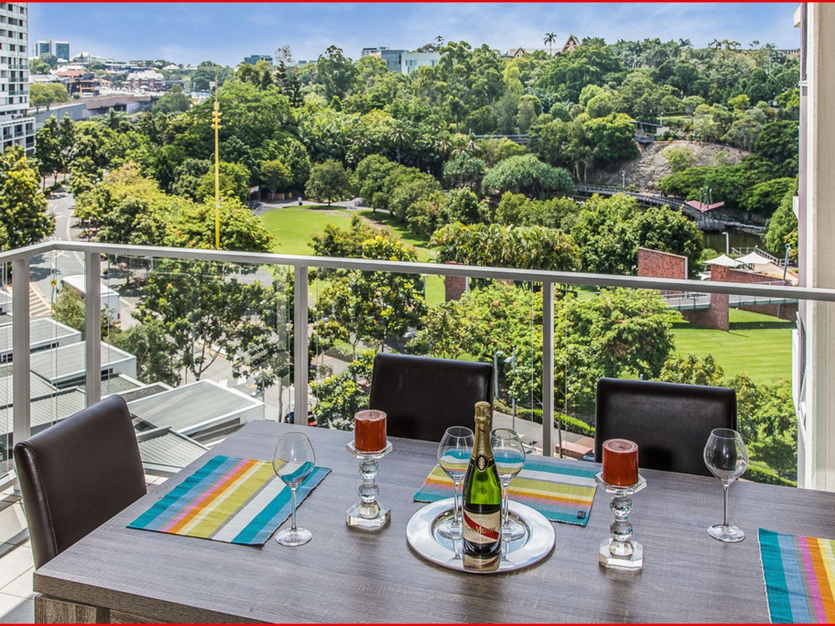 3 Parkland Boulevard, BRISBANE CITY - Image 1