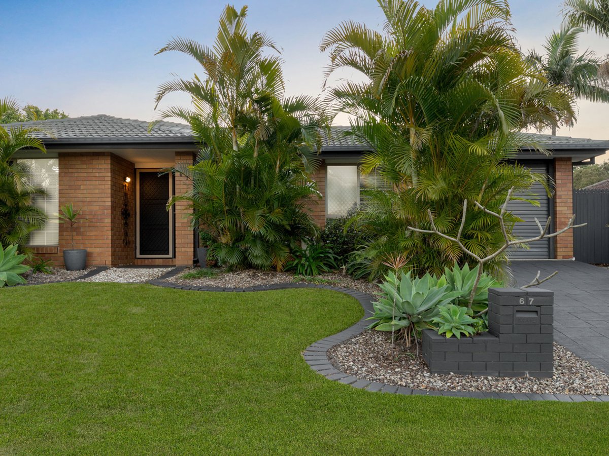 67 Federation Drive, HILLCREST - Image 1