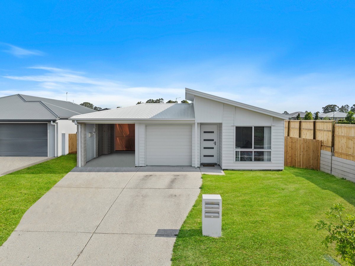 22 Mali Way, LOGAN VILLAGE - Image 1