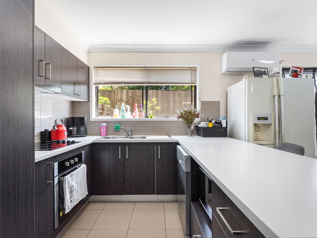 8 East Street, KINGSTON - Image 1