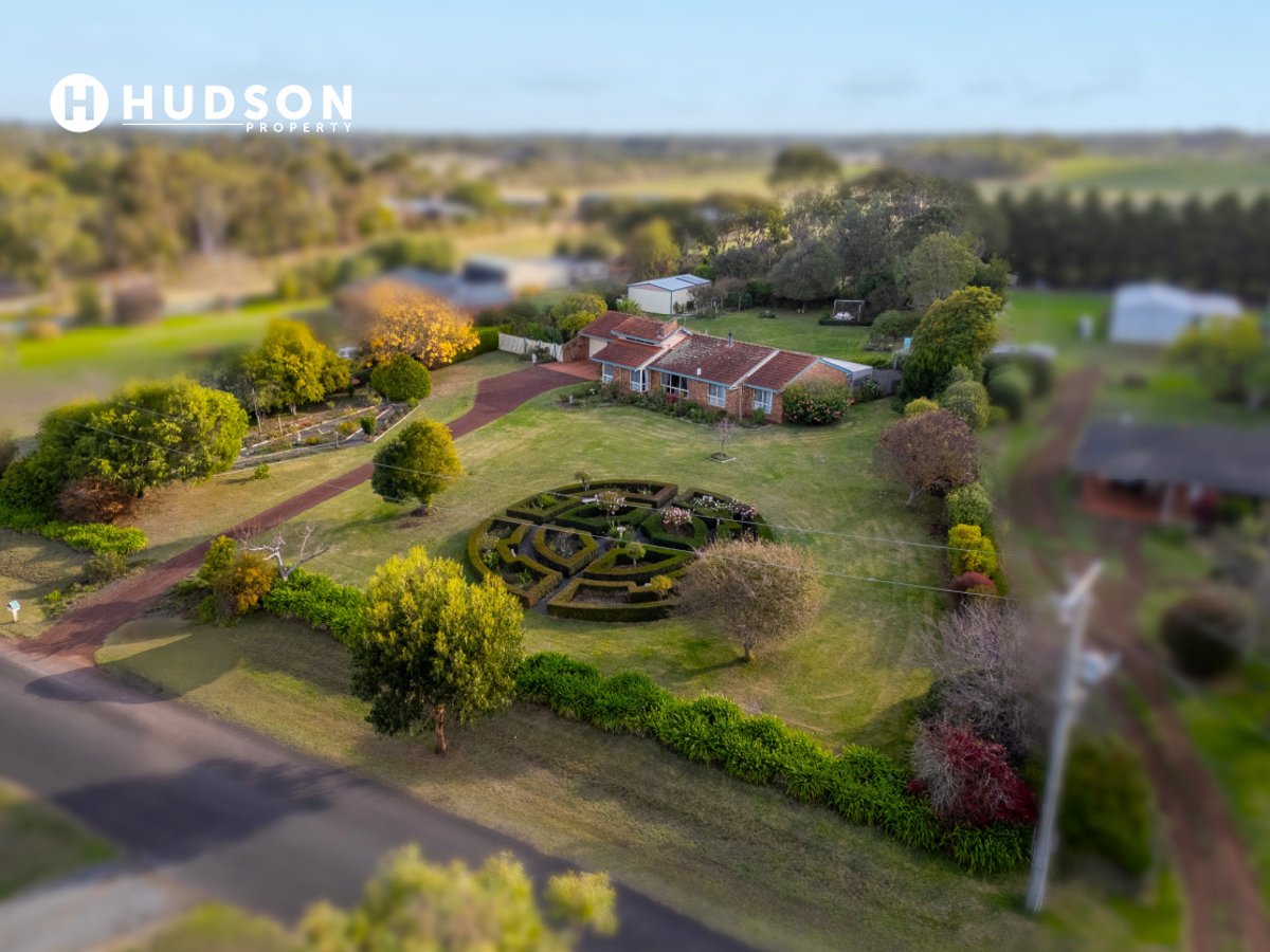 10 Denhill Court, PORTLAND - Image 1