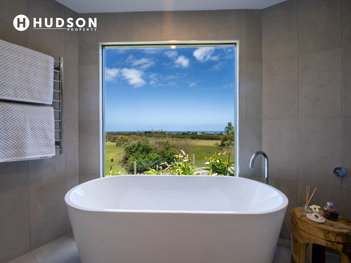 216 Boyers Road, NARRAWONG - Image 1