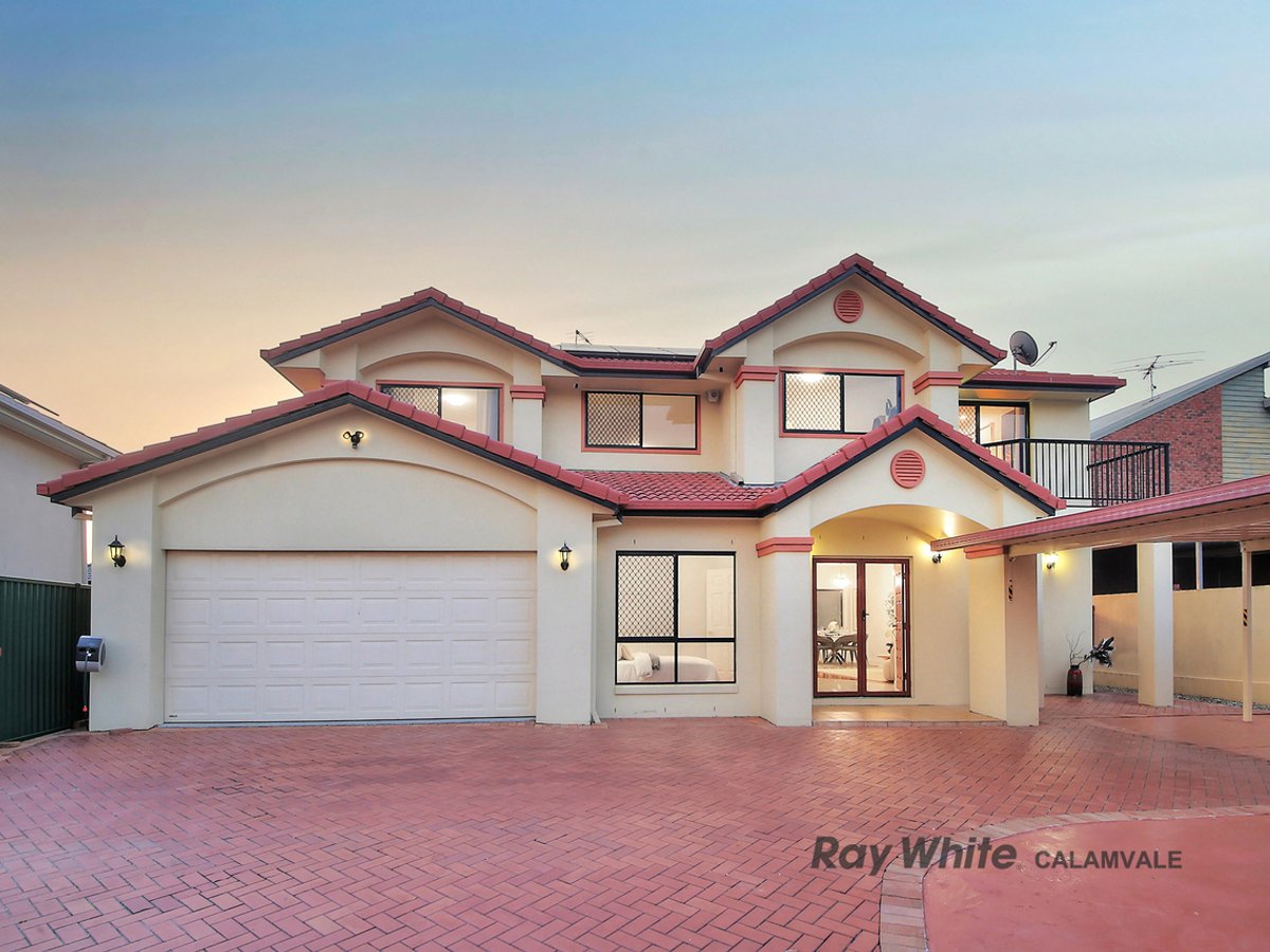 76 White Cedar Circuit, STRETTON - Image 1