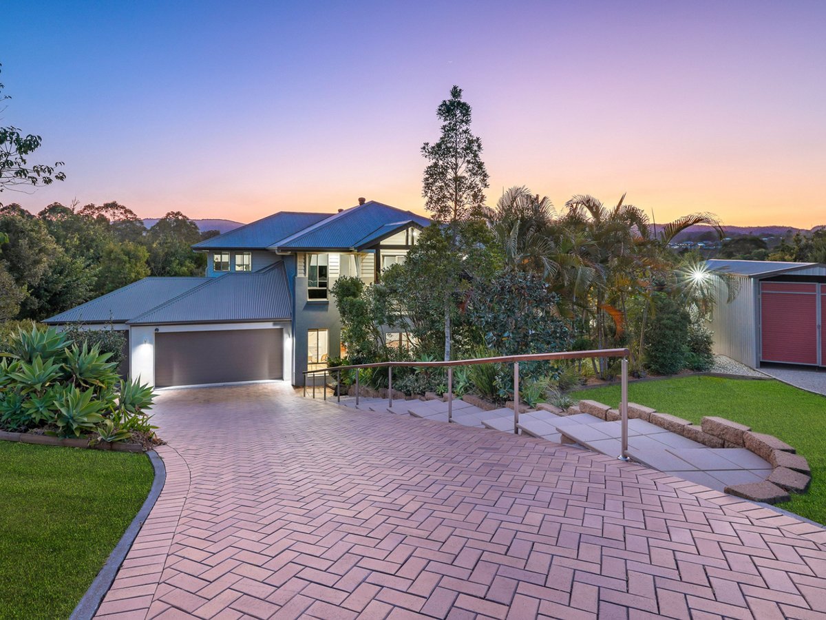 9 Greenacre Way, Maudsland - Image 1