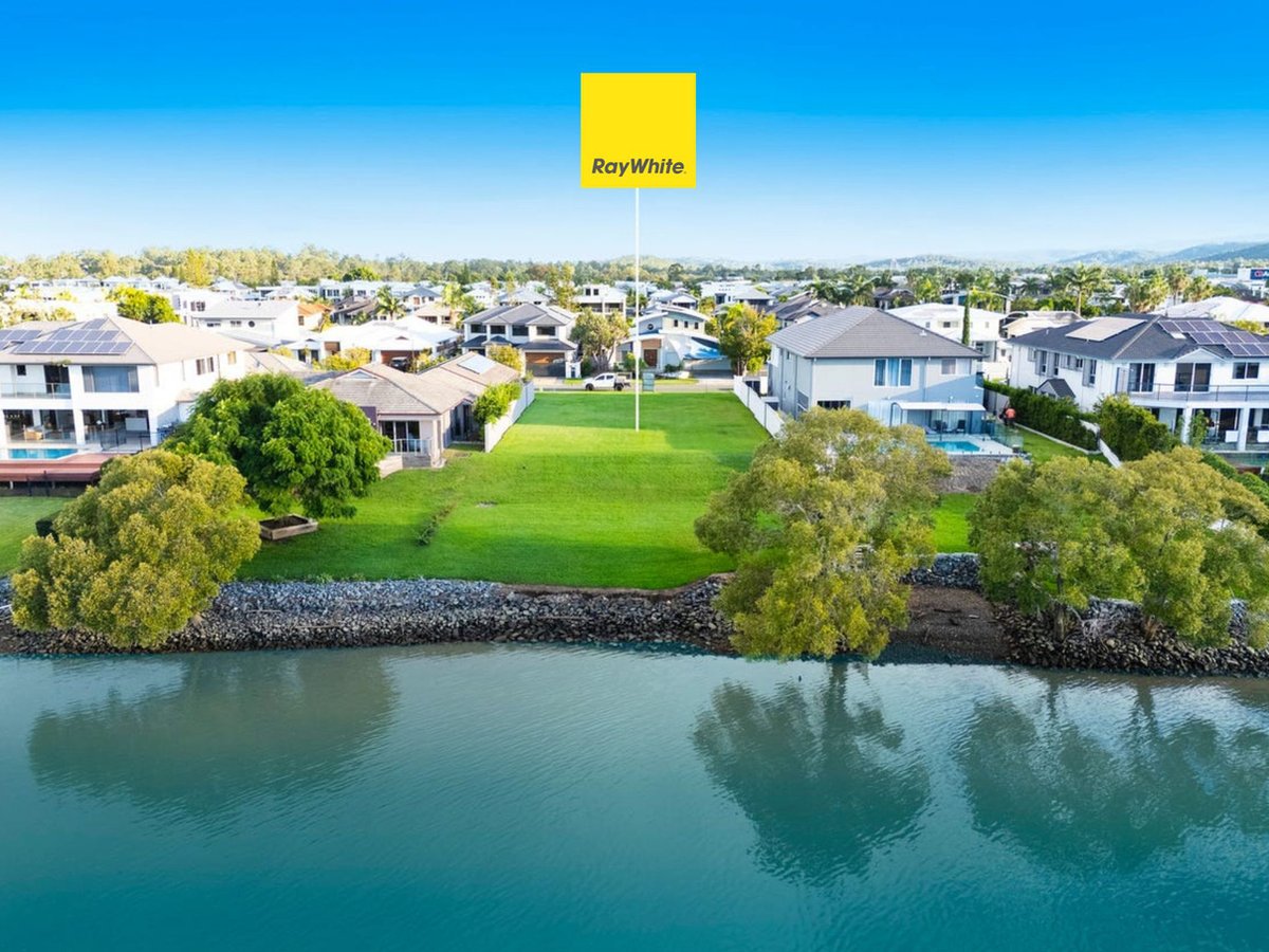 31 North Bank Court, Helensvale - Image 1