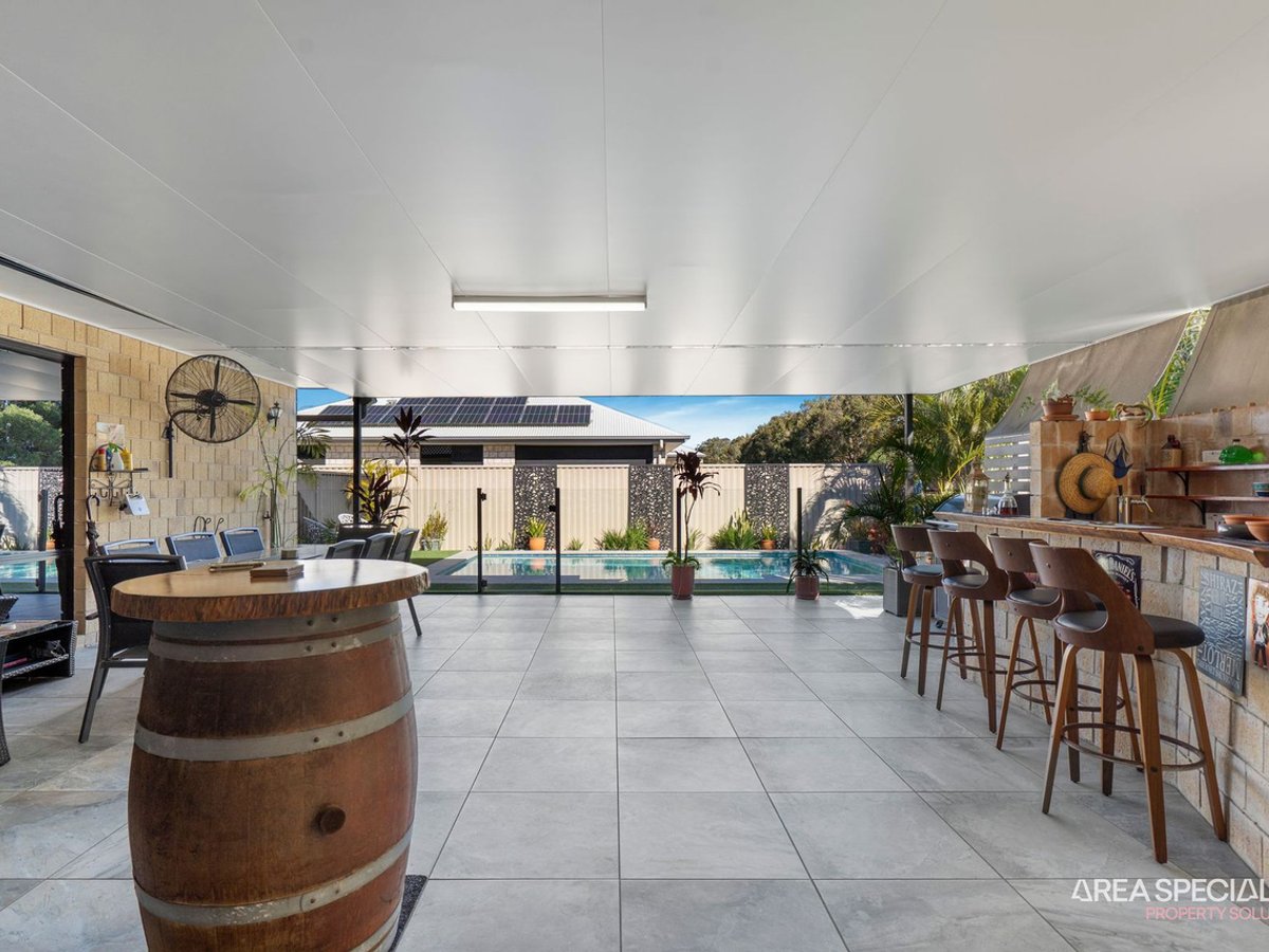 1 Henry Court, Jacobs Well - Image 1