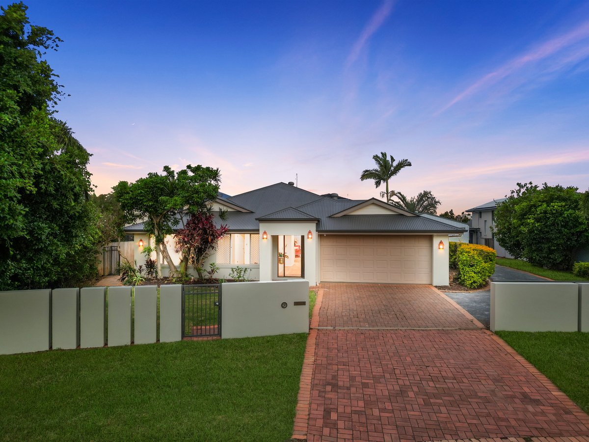 21 Kimbolton Drive, REDLAND BAY - Image 1