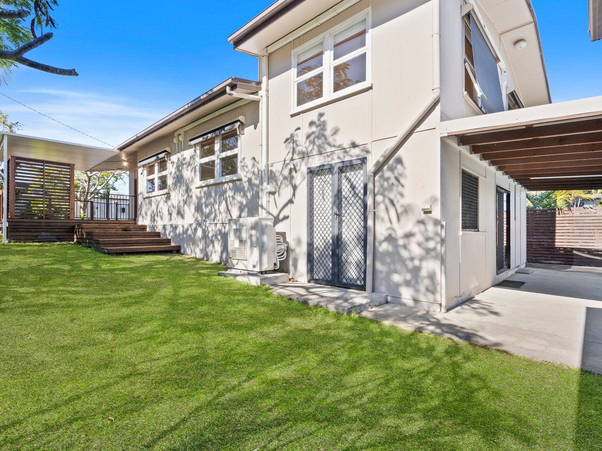 53 Deakin Avenue, Southport - Image 1