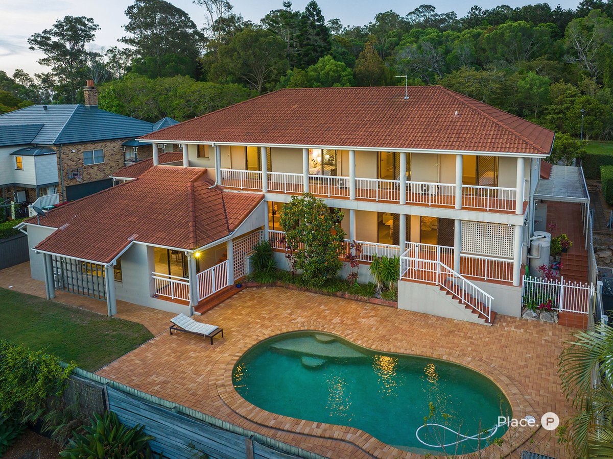 15 Ewer Street, Carindale - Image 1