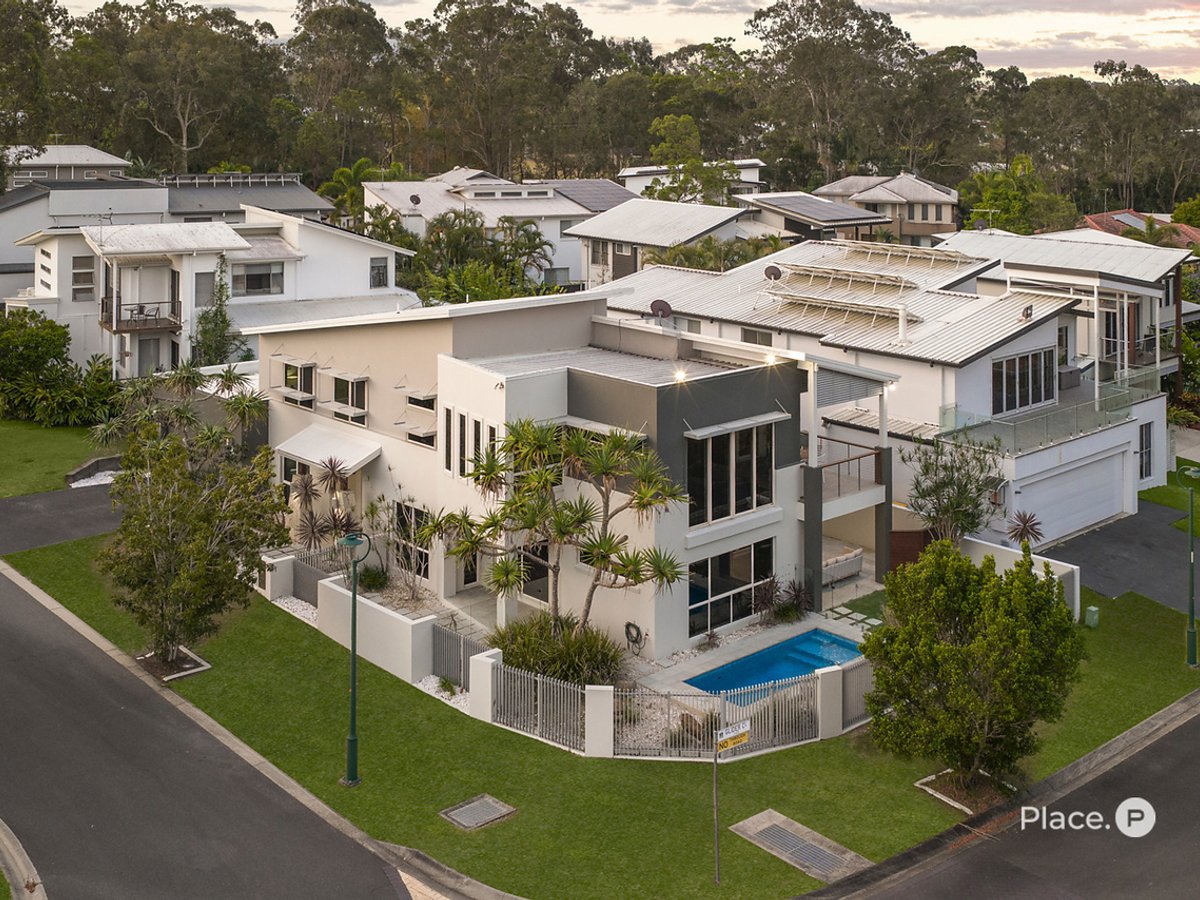 31 Talltrees Circuit, Wakerley - Image 1