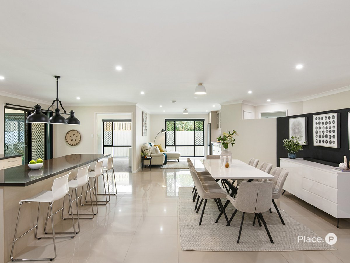 81 Kenilworth Place, Carindale - Image 1