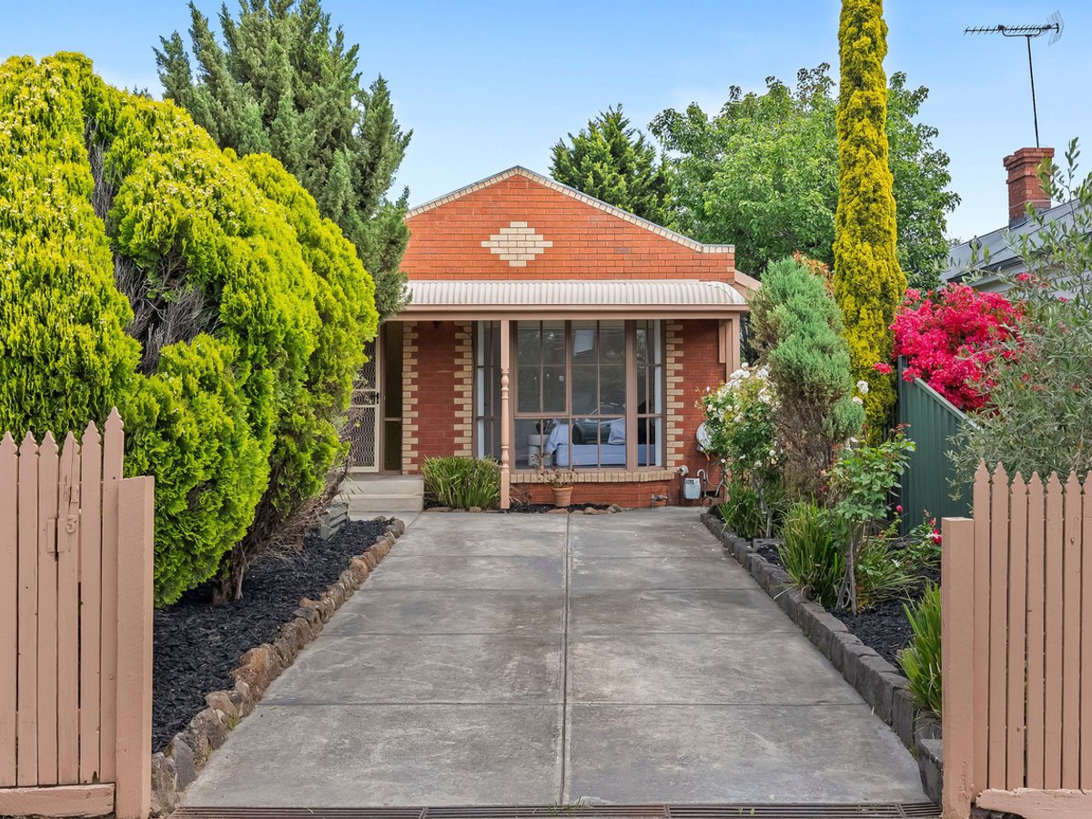 21 Passfield Street, BRUNSWICK WEST - Image 1