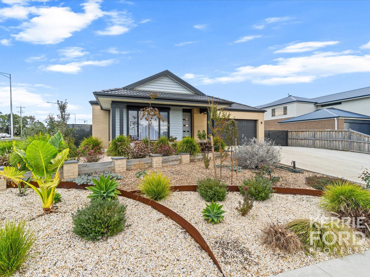 1 Rise Boulevard, TRARALGON - Image 1