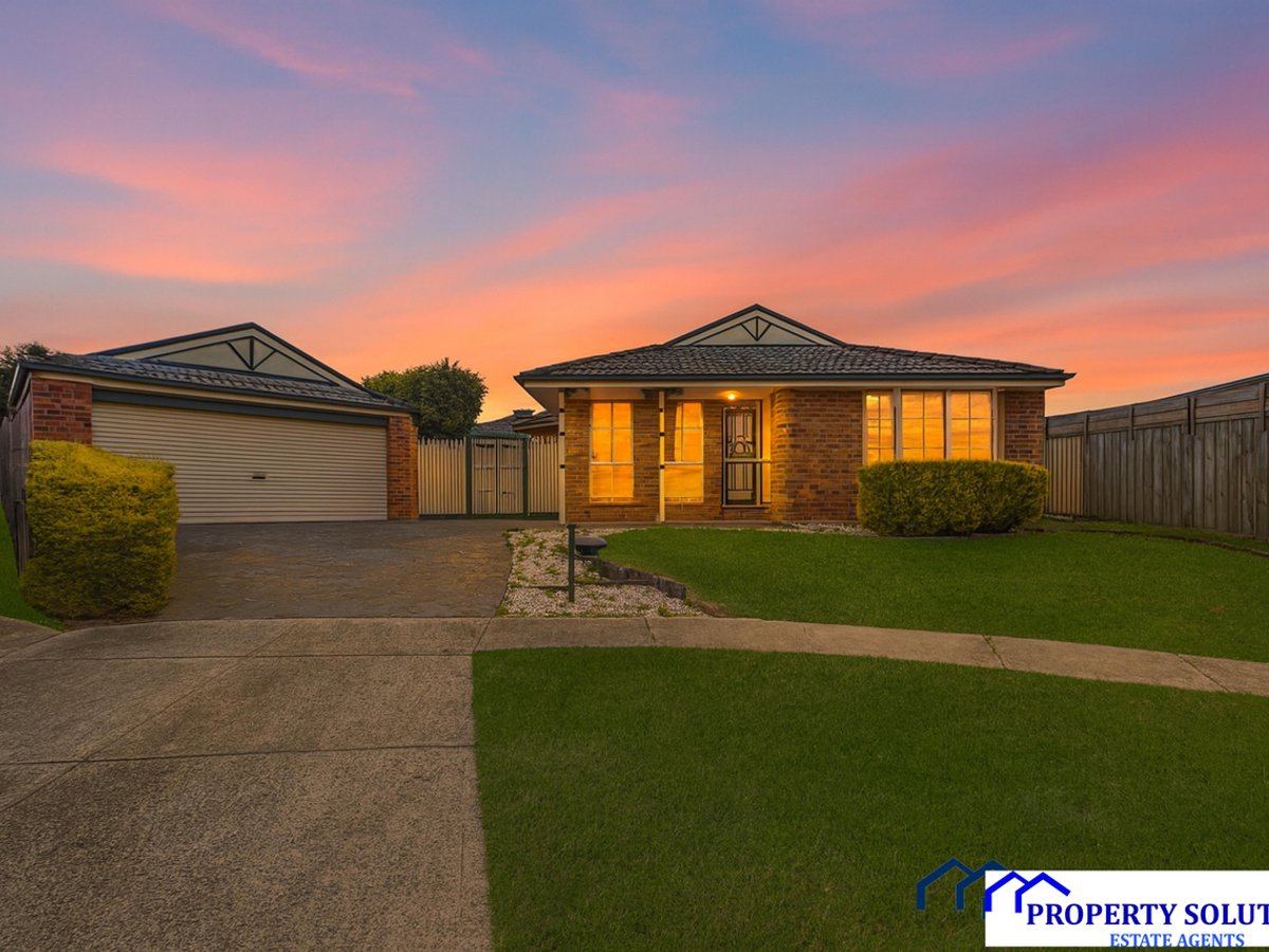 13 Treetop Court, NARRE WARREN SOUTH - Image 1