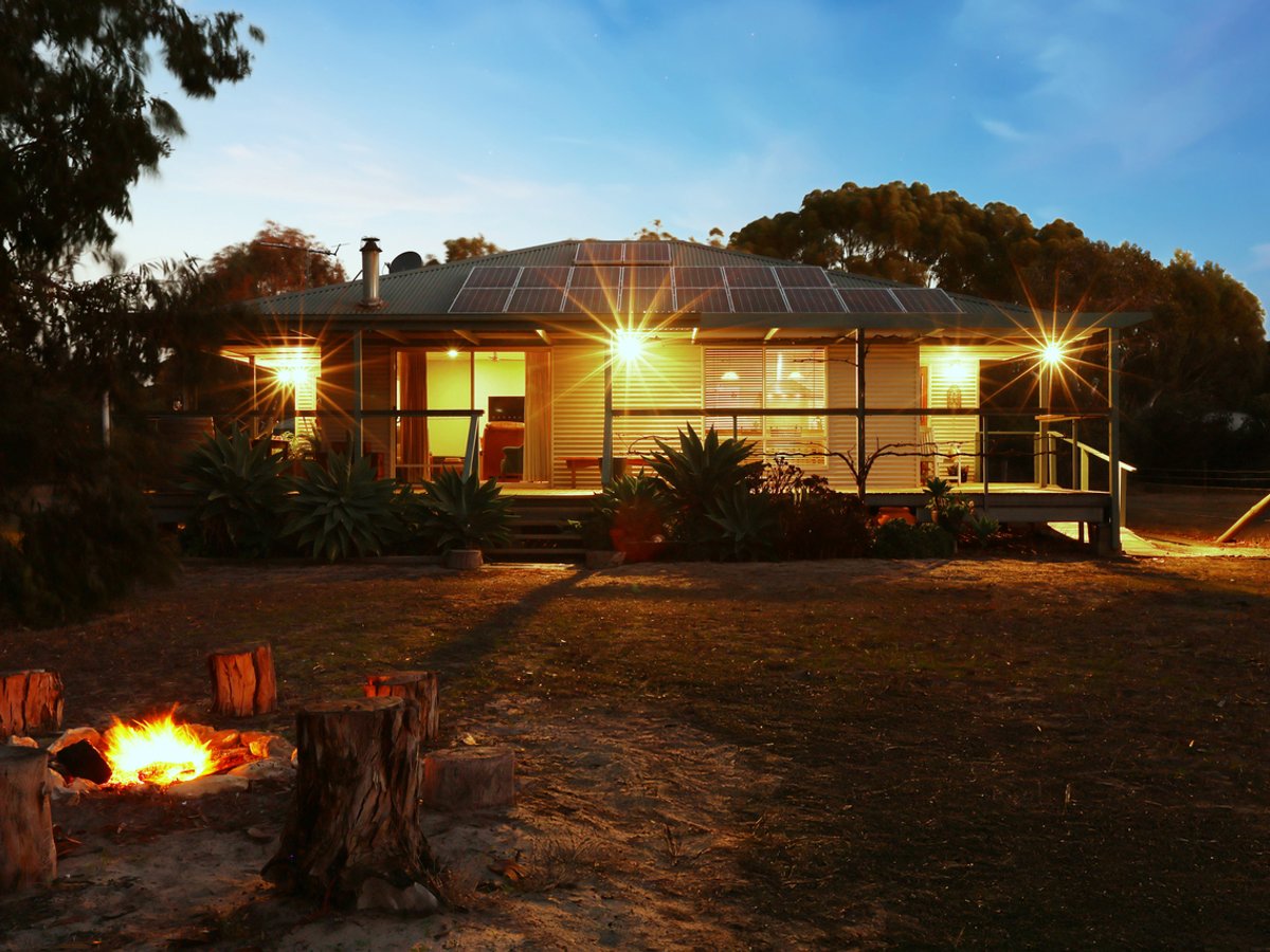 93 American River Road, HAINES - Image 1