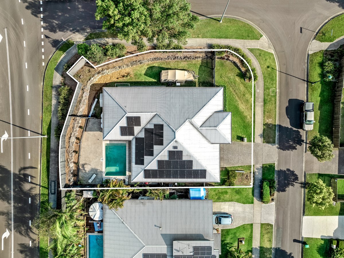 2 Forest Pines Boulevard, FOREST GLEN - Image 1