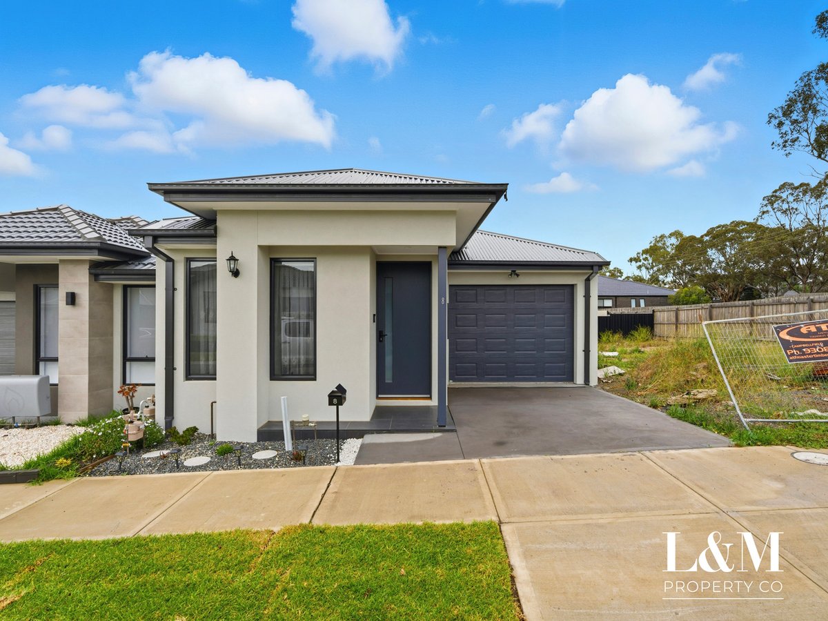 8 Alyssa Street, GREENVALE - Image 1