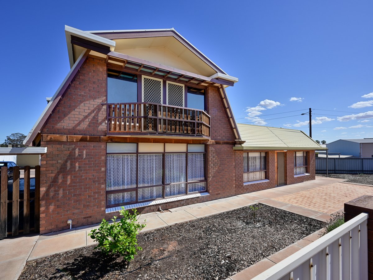 2 Tottenham Road, PORT AUGUSTA - Image 1