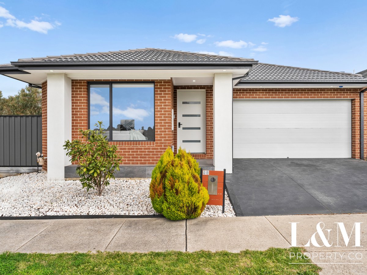 93 Juscelina Drive, CRAIGIEBURN - Image 1