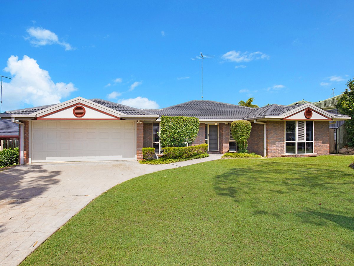 6 Viscosa Court, CORNUBIA - Image 1