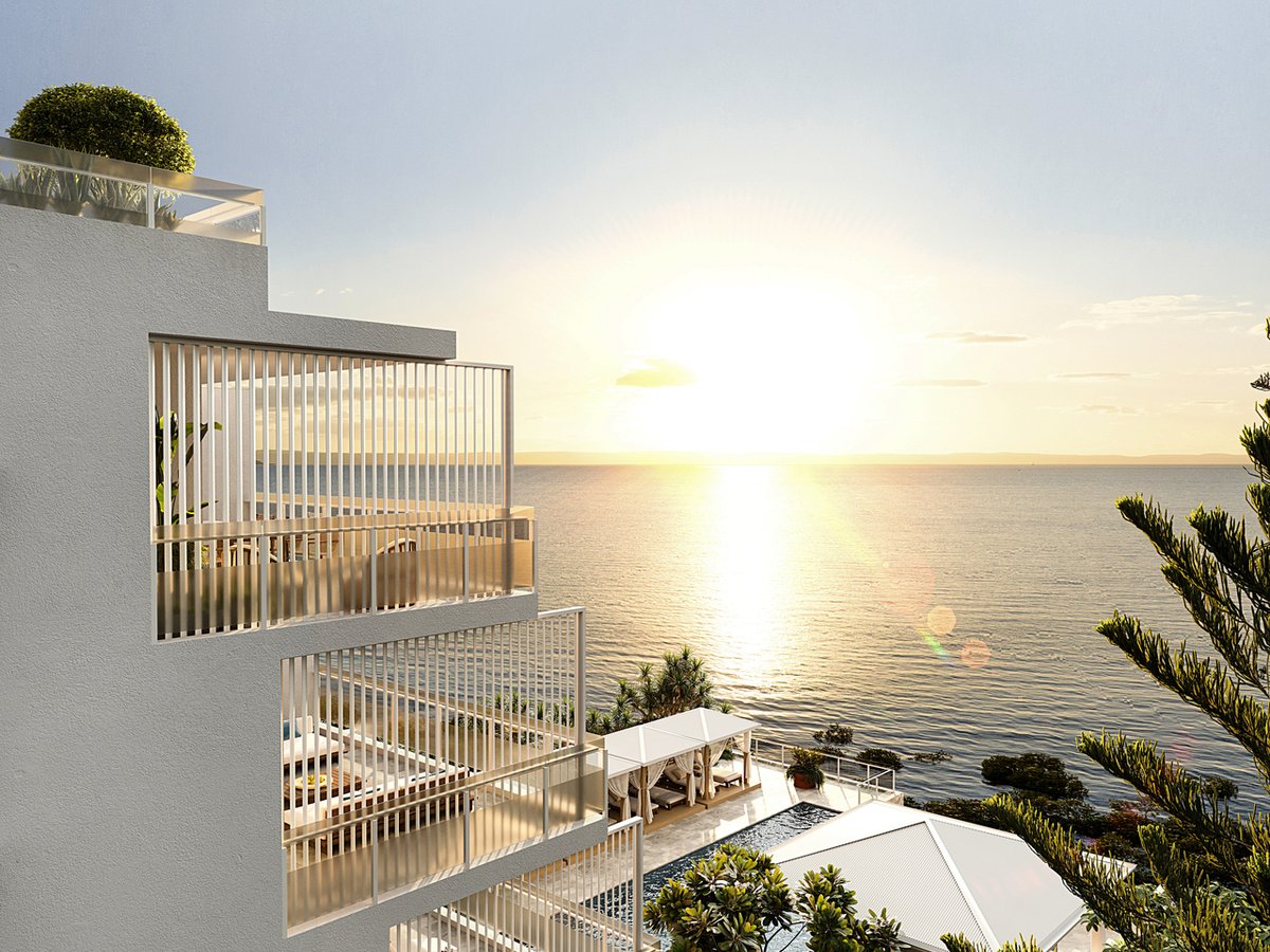 121 Shore Street North, CLEVELAND - Image 1