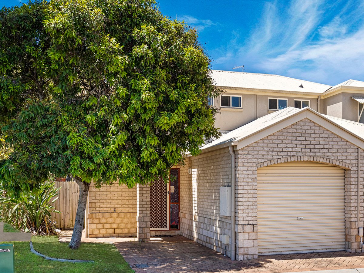 36 Albert Street, WATERFORD - Image 1