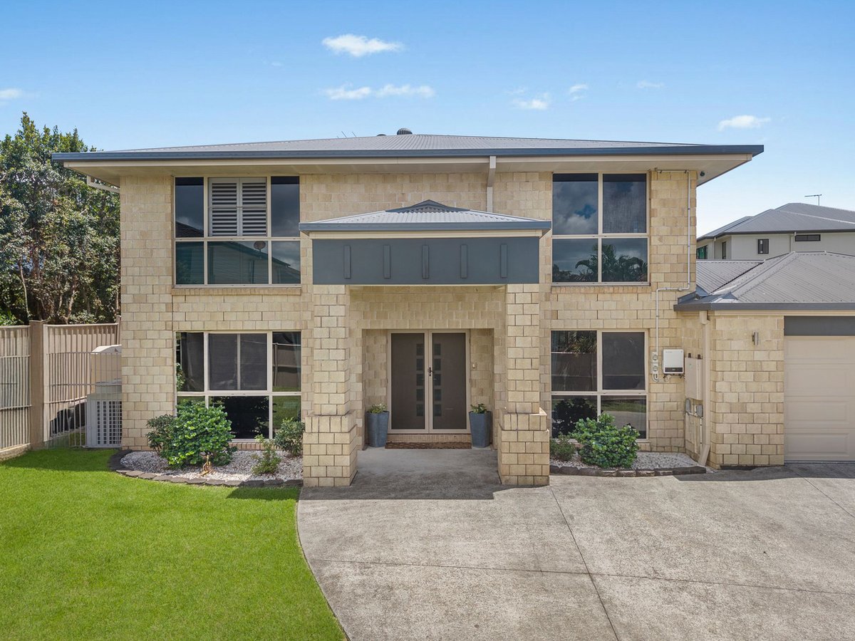 28 Giordano Place, BELMONT - Image 1