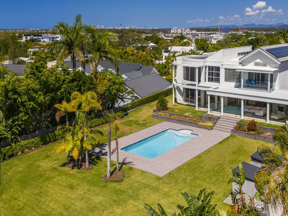 6271 Ferny Lane, Sanctuary Cove - Image 1