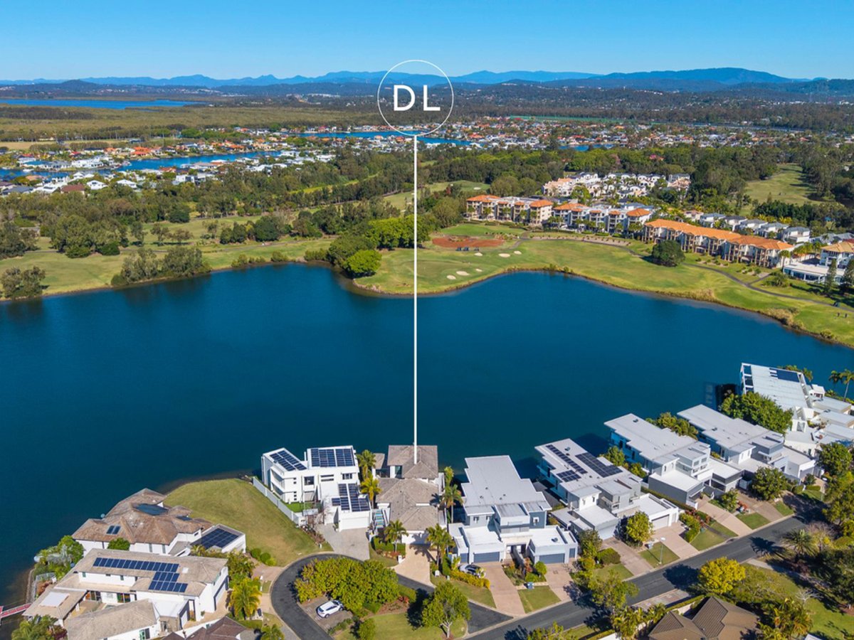 6078 Lugano Drive, Hope Island - Image 1