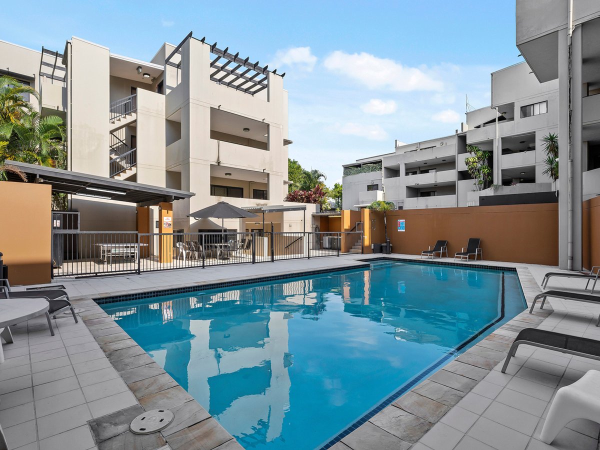 1848 Logan Road, Upper Mount Gravatt - Image 1