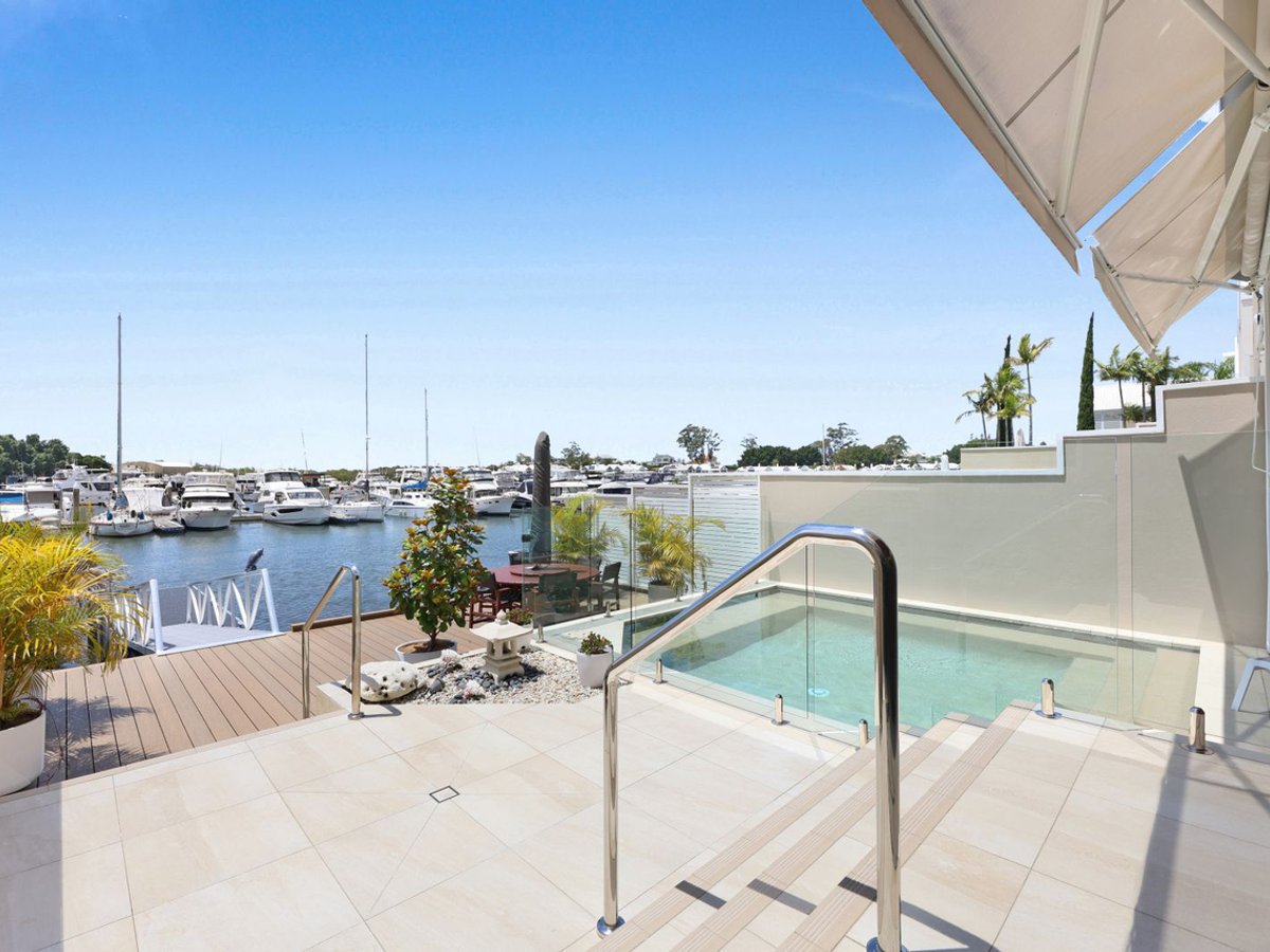 4604 The Parkway, Sanctuary Cove - Image 1