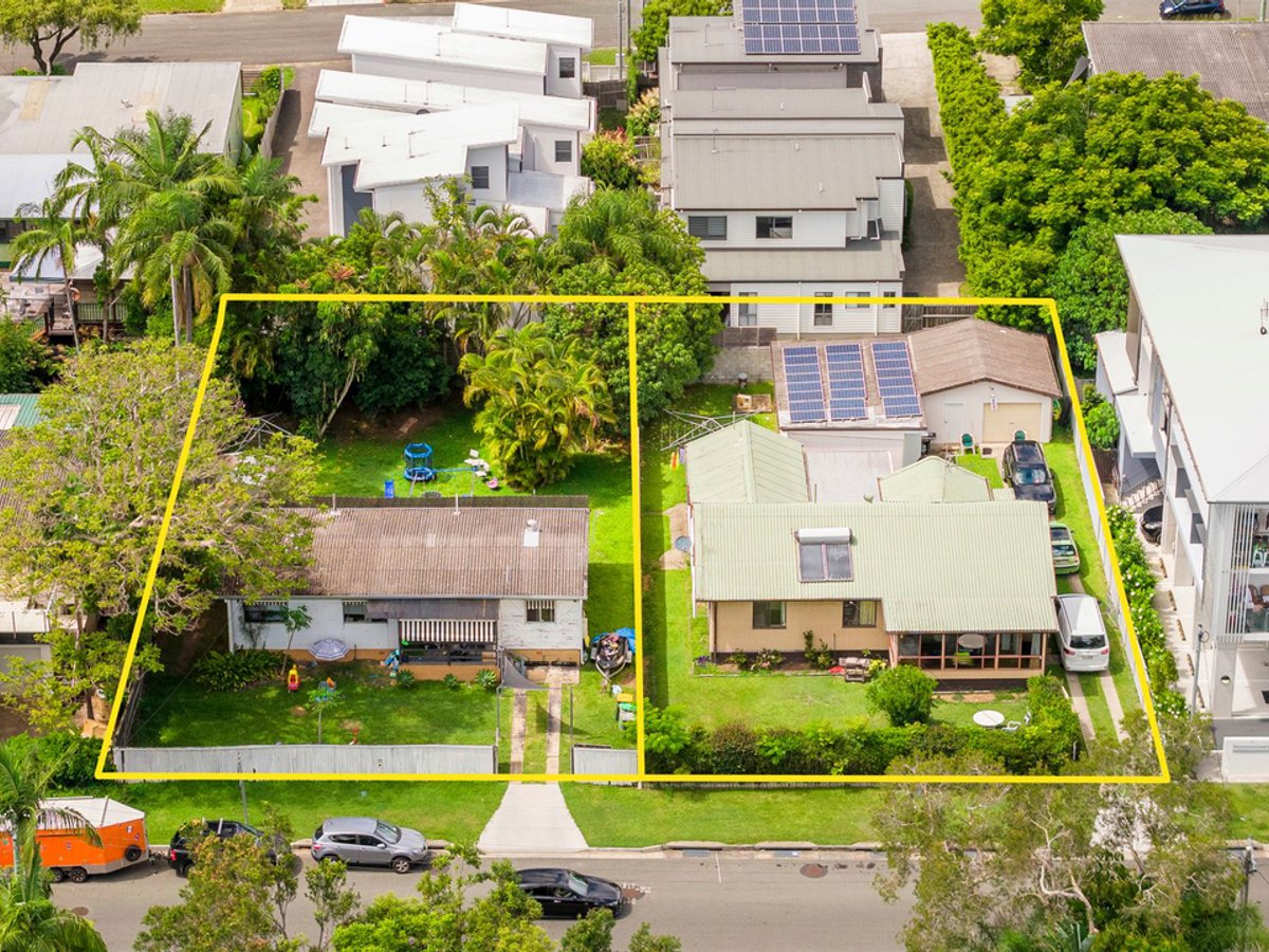 106 Eugaree Street, SOUTHPORT - Image 1