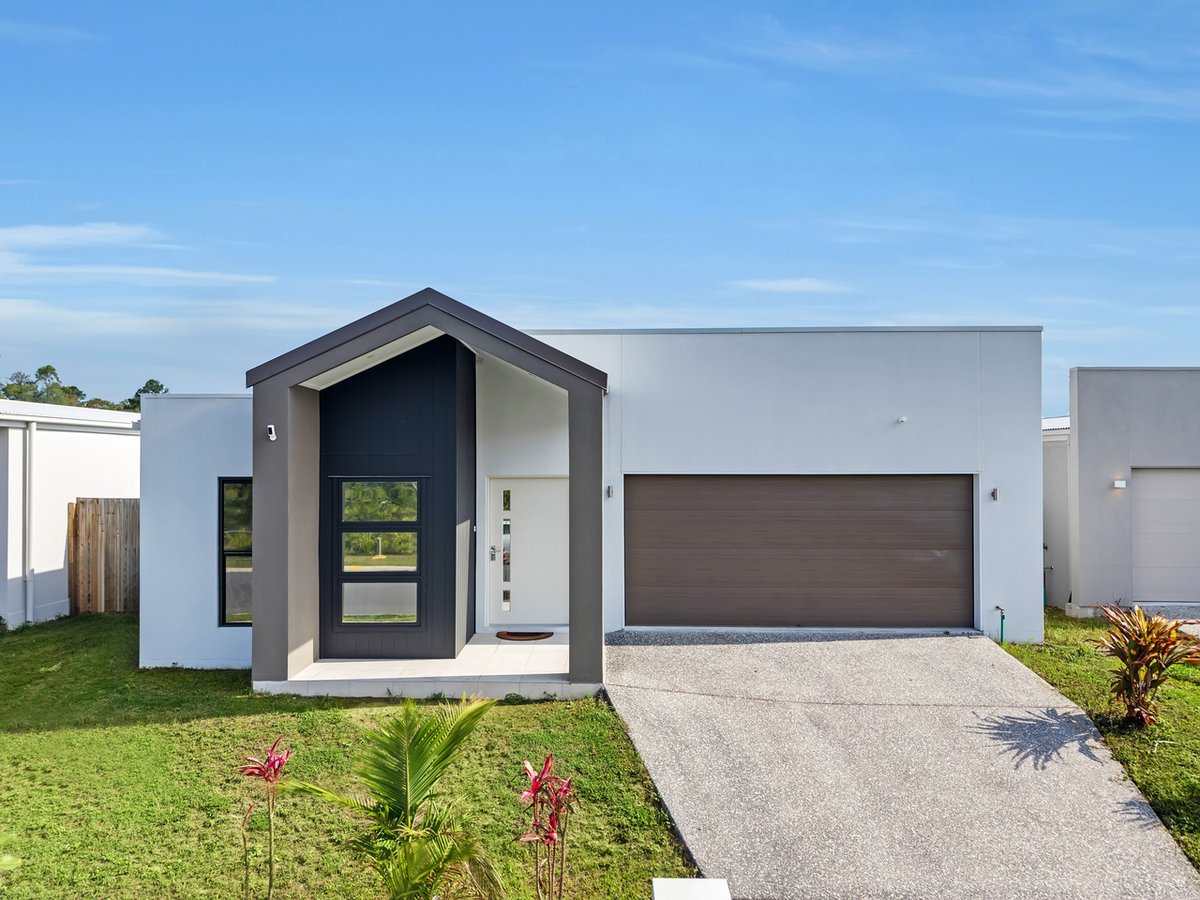 37 barratt Drive, Greenbank - Image 1