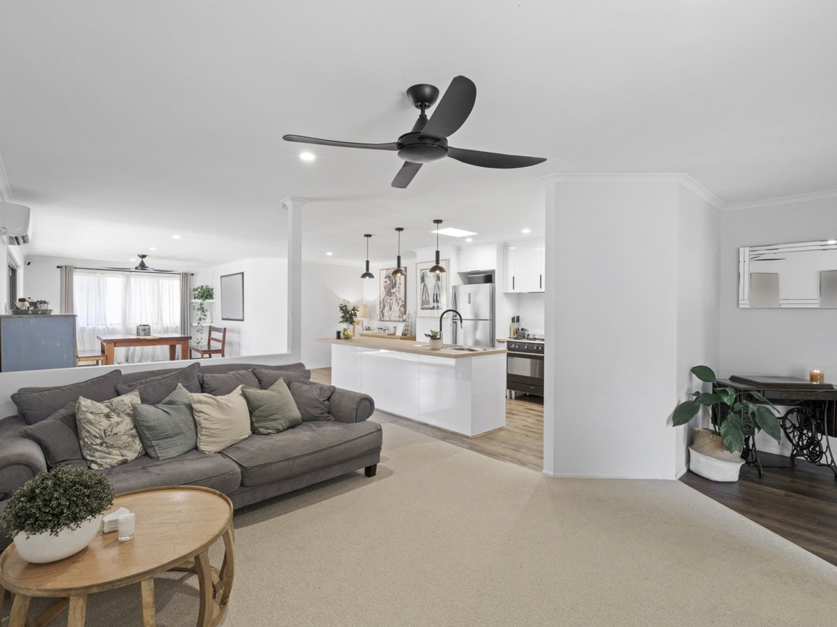 1 Stillwater Crescent, ROBINA - Image 1